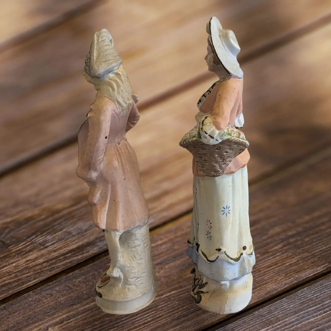 2 Figurines - French Couple, Vintage